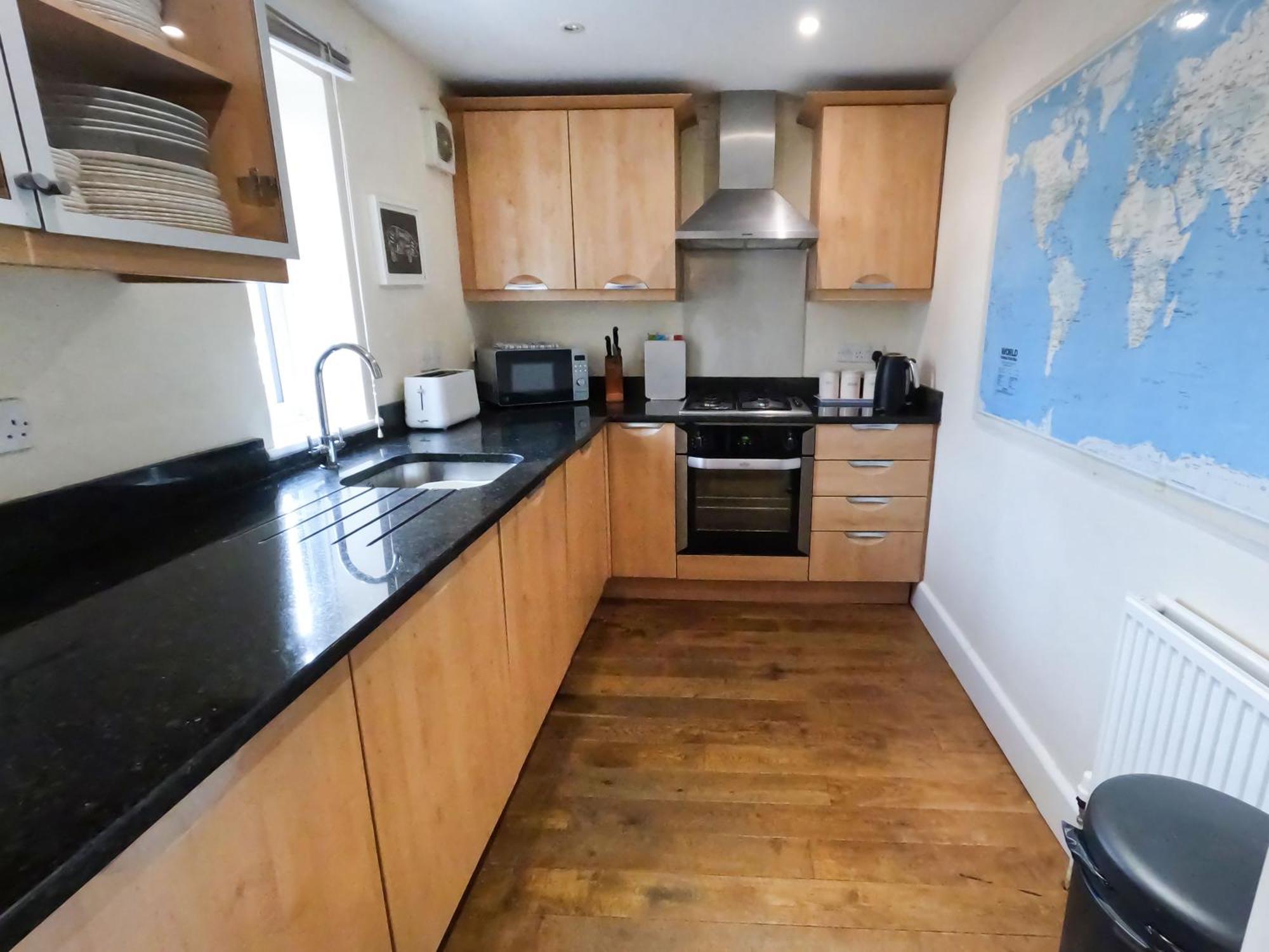 Villa Relaxing Townhouse In The Heart Of Bridport Exterior foto